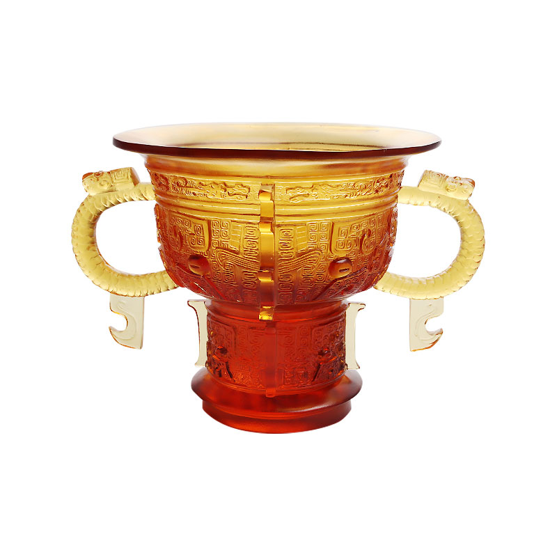 Trepied chinezesc cu mâner cu urechi de dragon și model cu spini