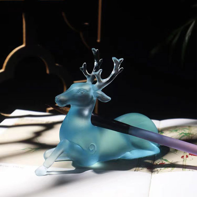 Suport pentru perie din sticla albastra in forma de cerb