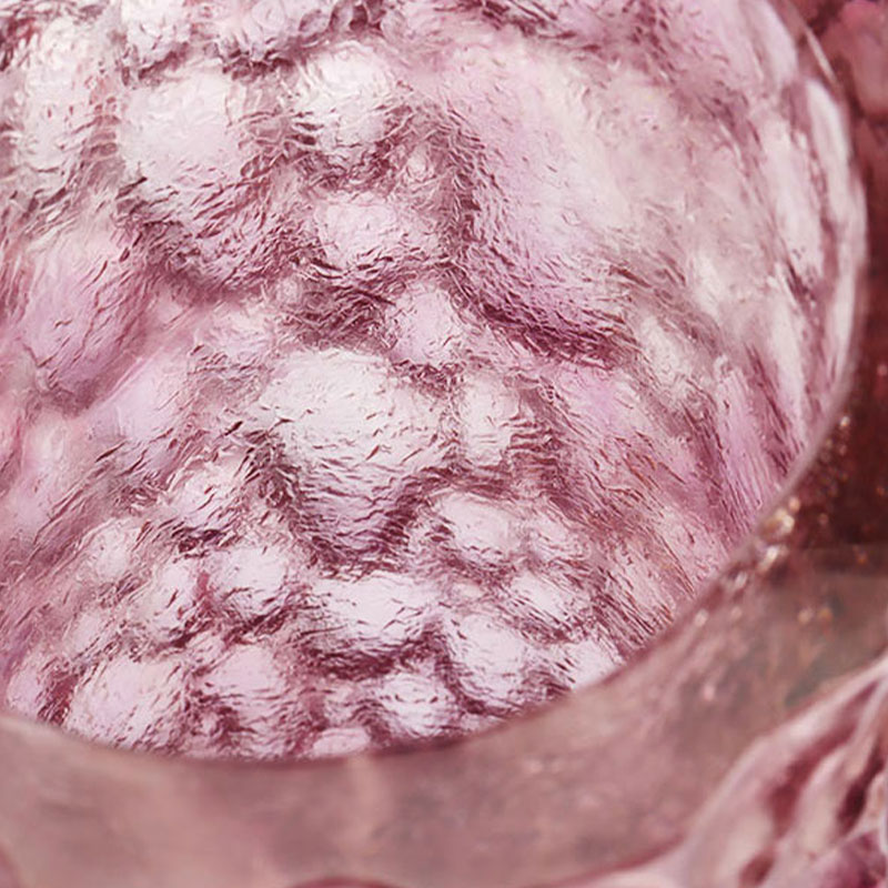 Vază de sticlă roz violet cu textură pebble