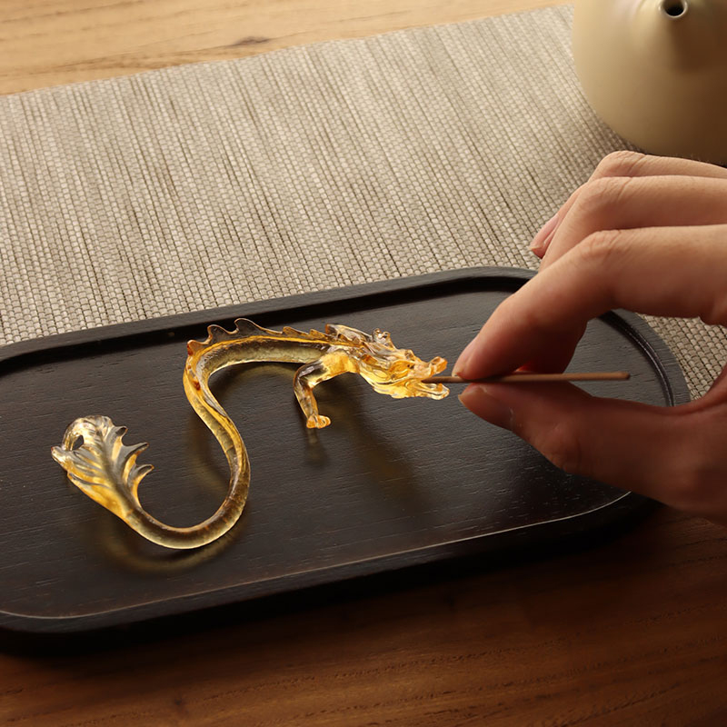 Suport de tămâie din sticlă Dragon de Aur