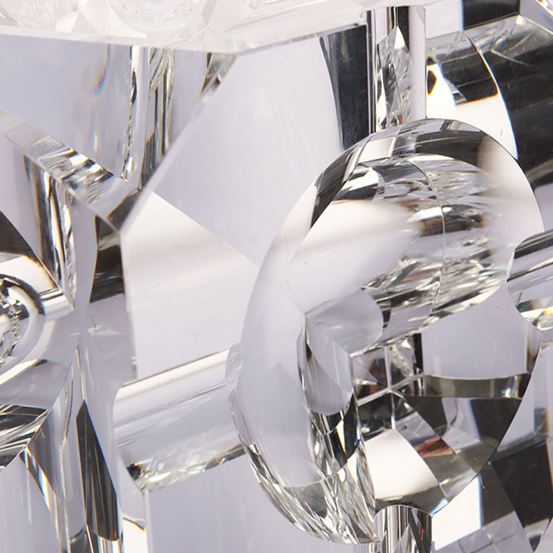 Scrumiera din cristal transparent cu design geometric simplu