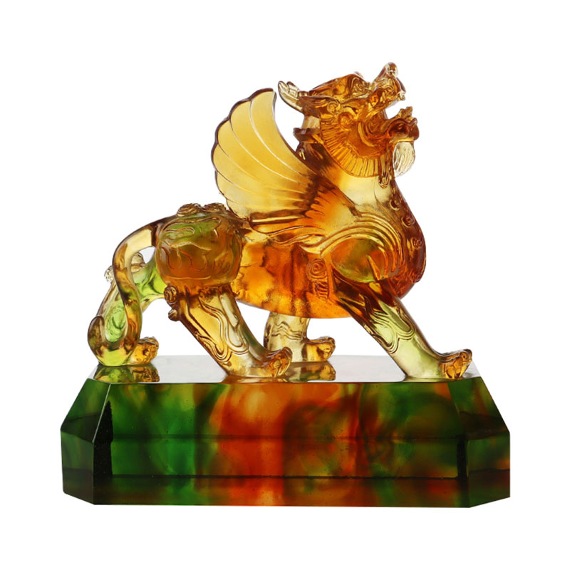 Ornamente de fiare glazurate de culoare cristalină