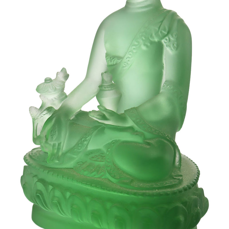 Statuie colorată a lui Buddha din cristal Liuli